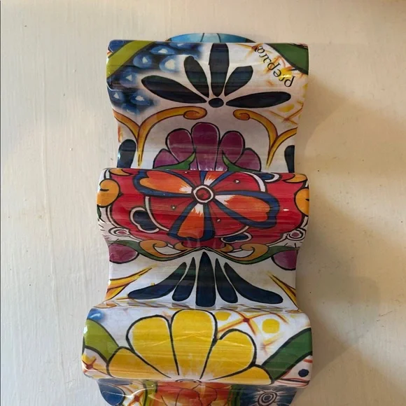 Cinco de Mayo Taco set! 4 taco holders 1 bowl 4 spoons. By Prepara’ - Picture 8 of 16